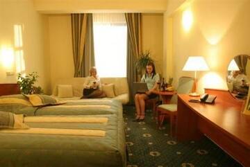Фото номера Двухместный номер с 1 кроватью или 2 отдельными кроватями Отель Hotel Abrava г. Дравско-Поморске 2
